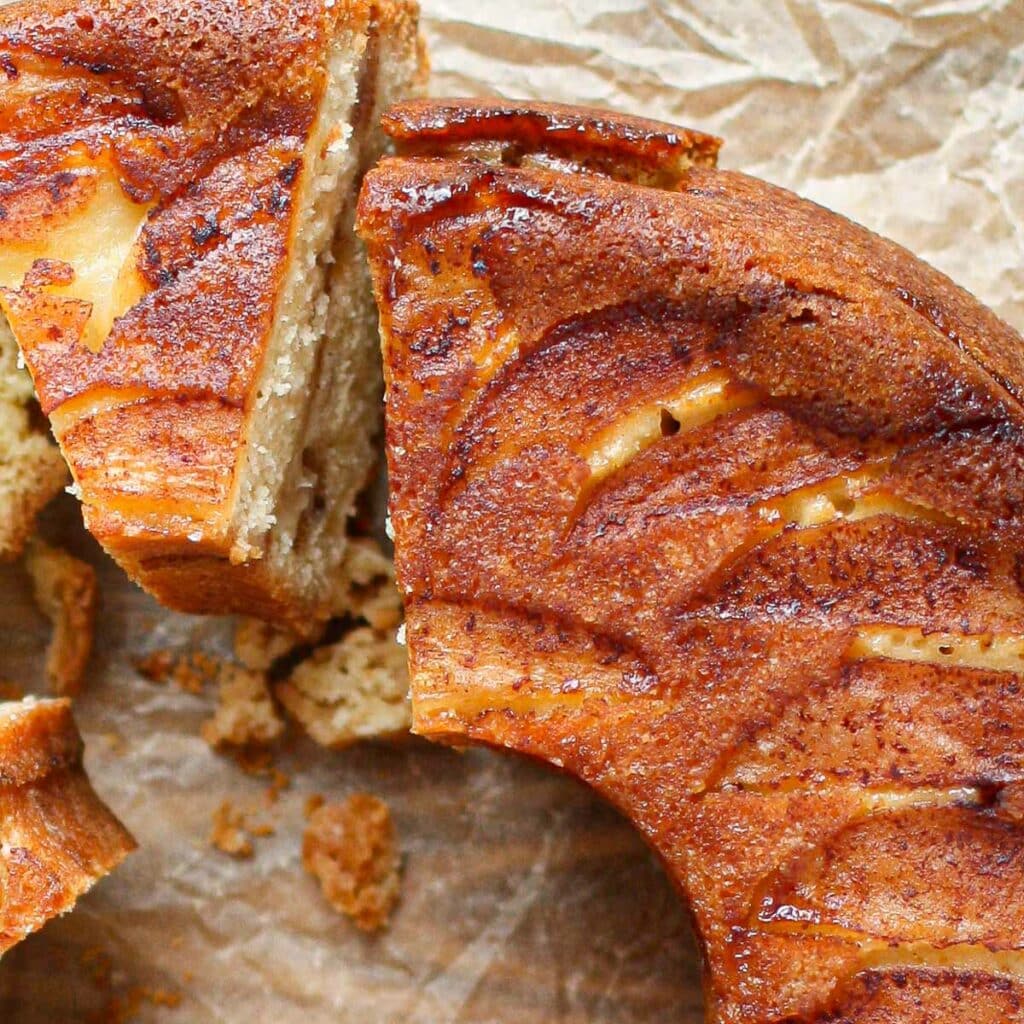 Close up of the uncut part of Jewish Apple Cake