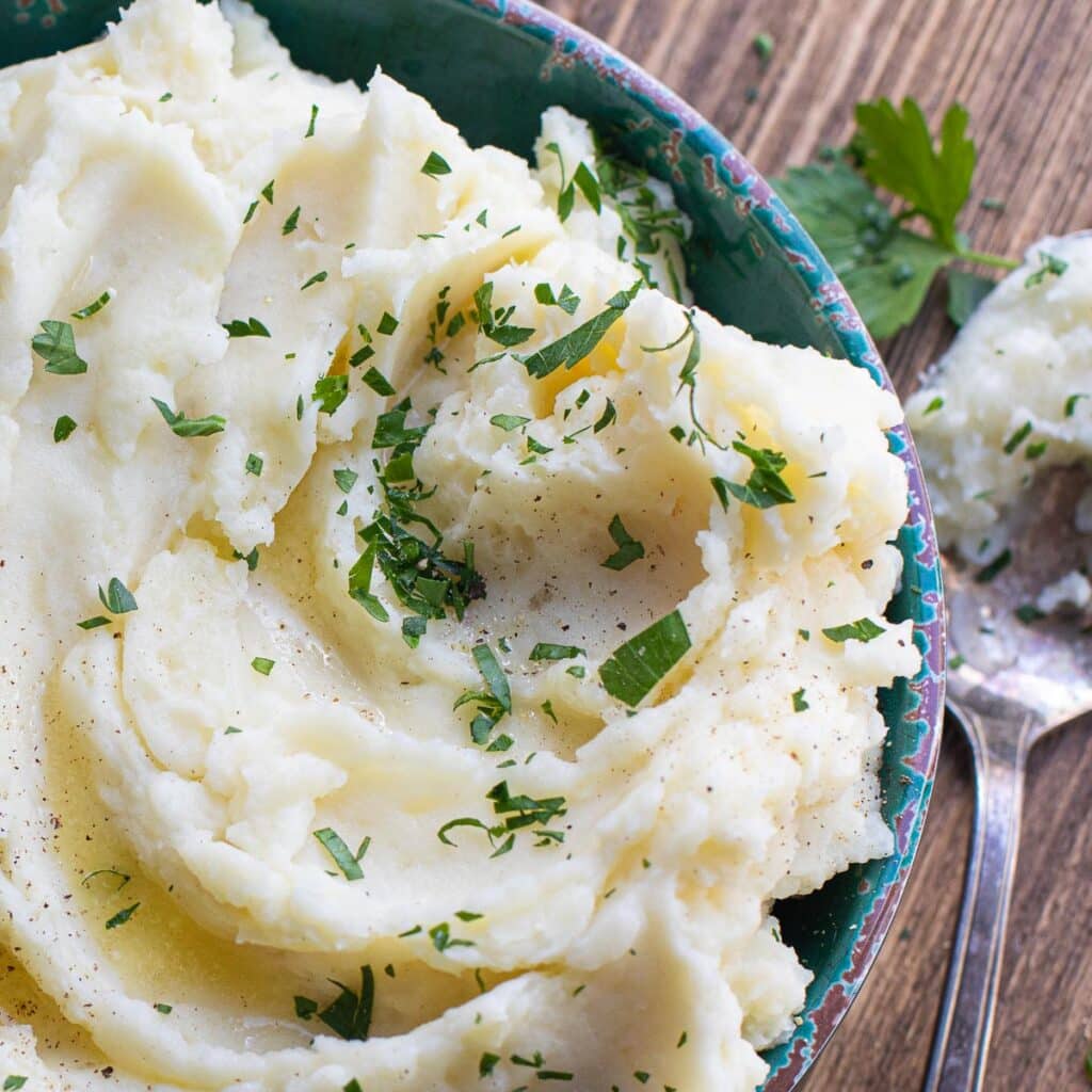 whipped potatoes recipe with fresh parsley