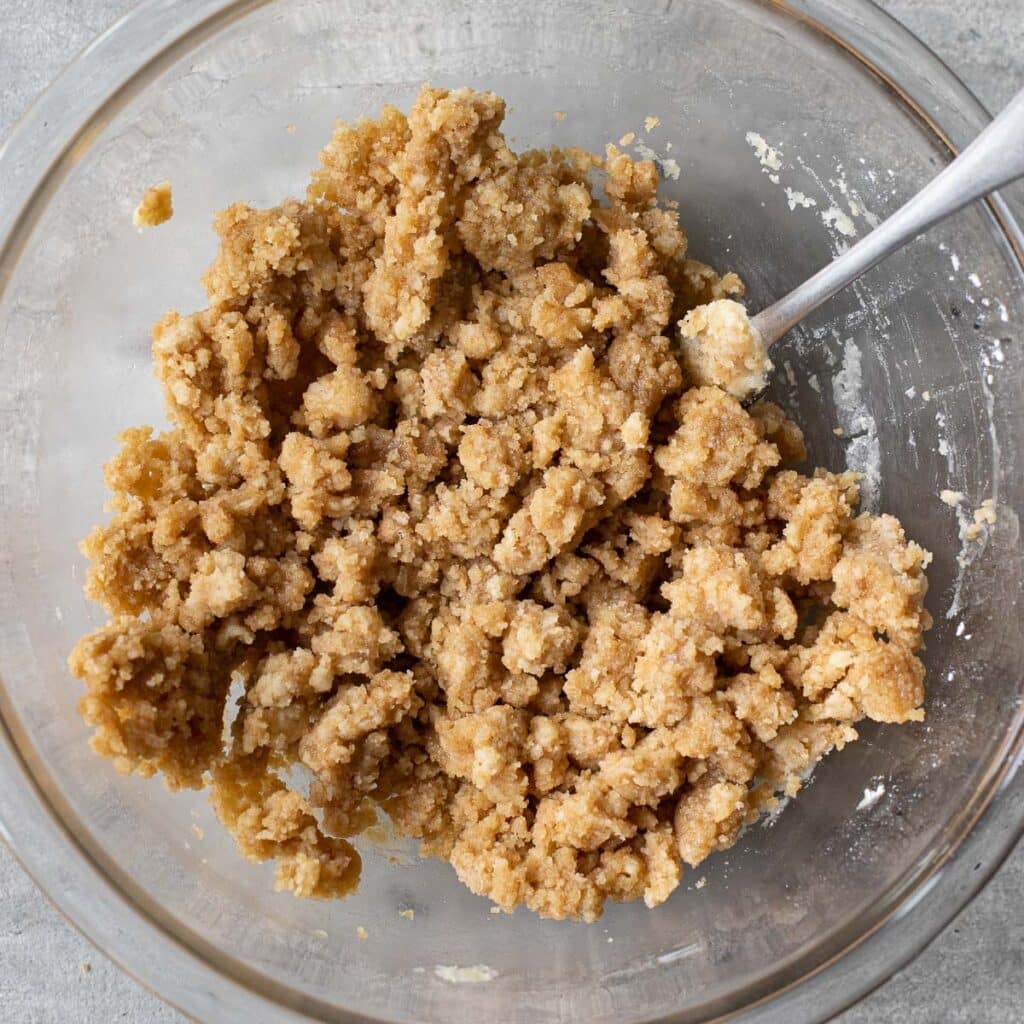 streusel topping in a glass bowl