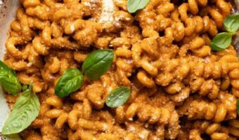 cropped-Creamy-Tomato-Pesto-Pasta1-2.jpg