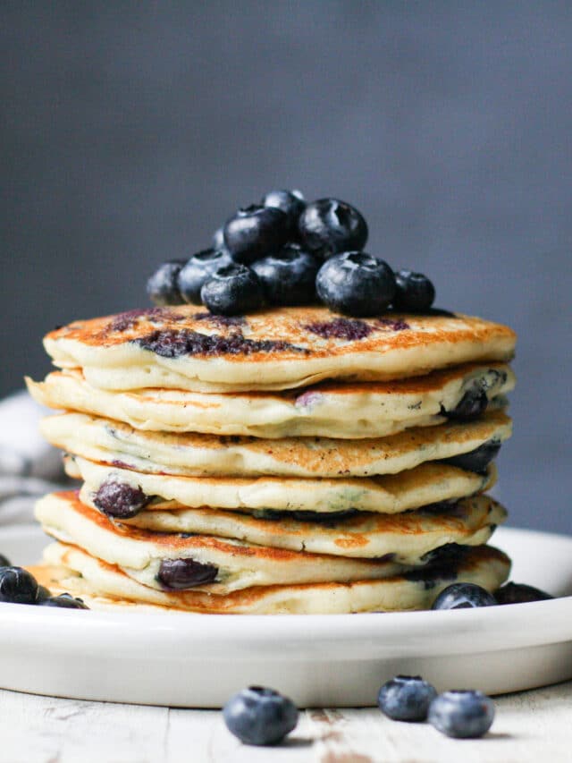 Best Blueberry Buttermilk Pancakes (Fluffy!)