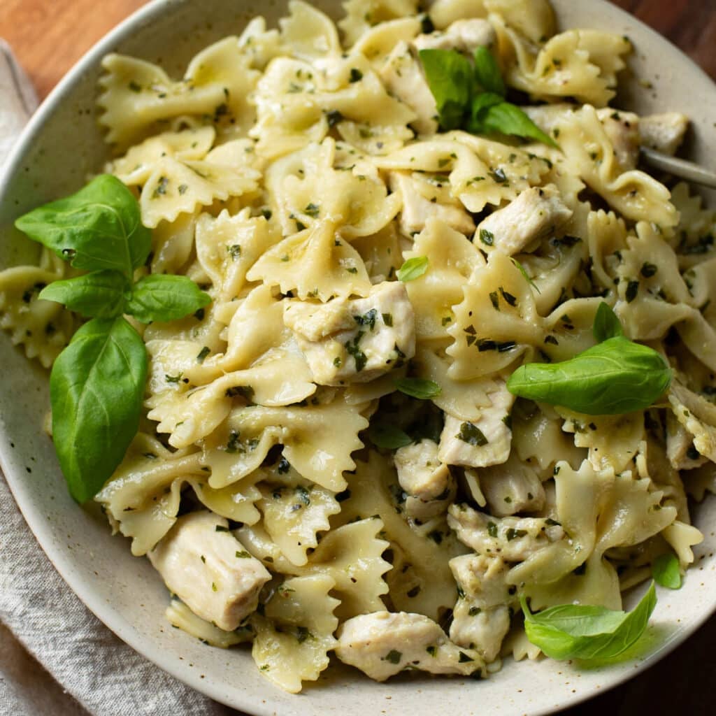 chicken and pesto pasta
