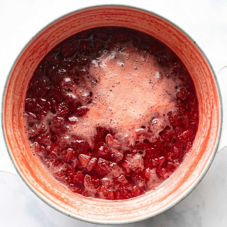 Strawberry Syrup Recipe (Simple and Homemade)