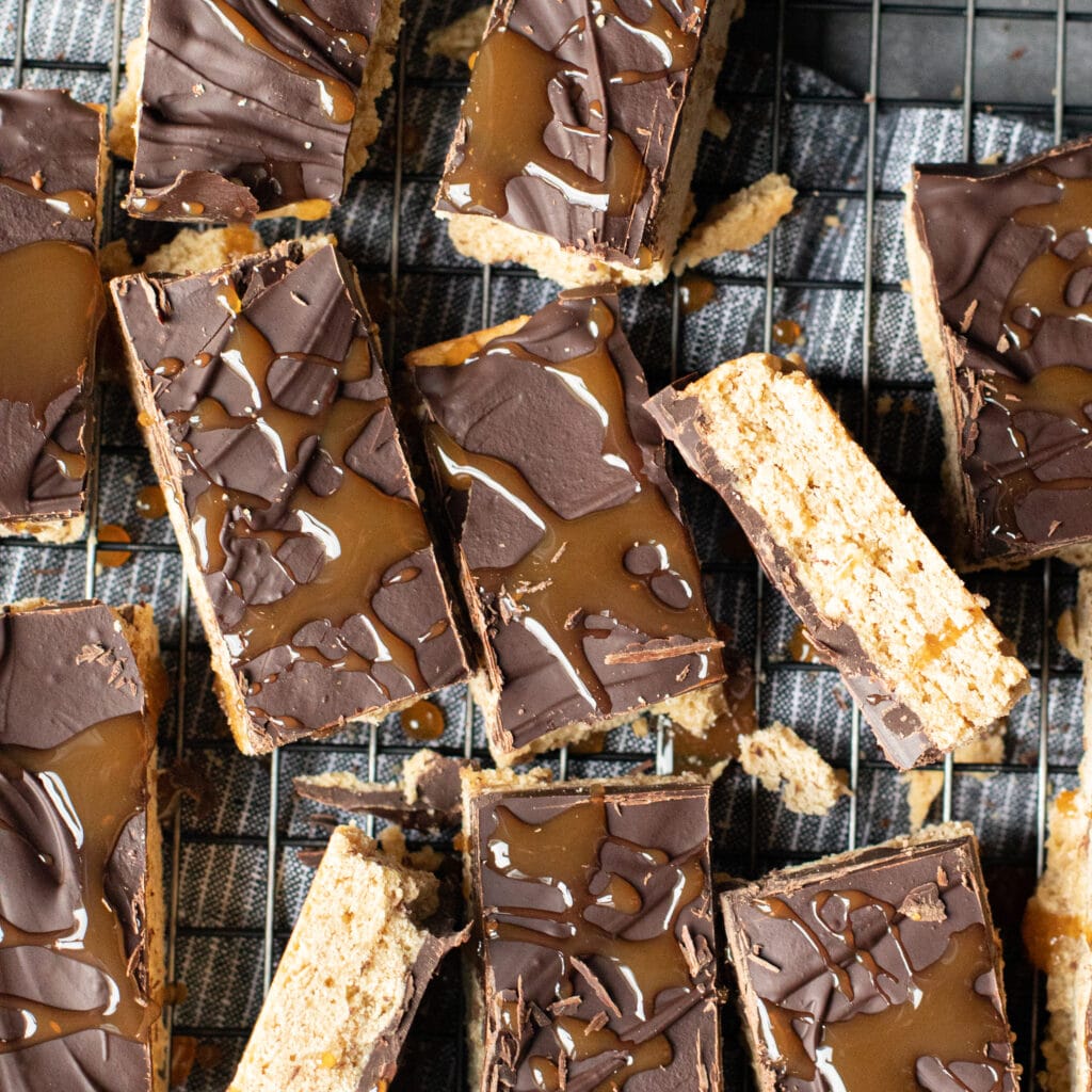 Caramel Macchiato Cookie Bars