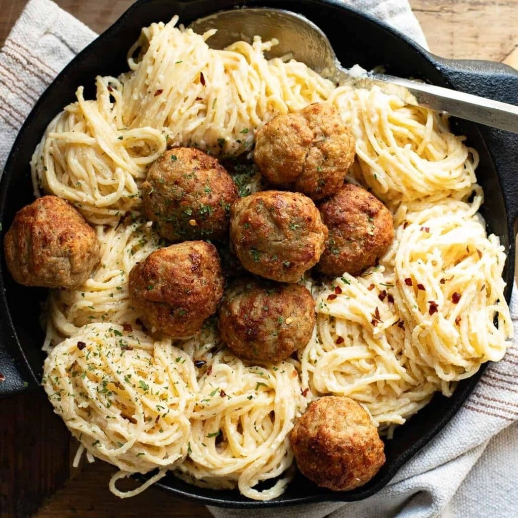 Meatballs Alfredo