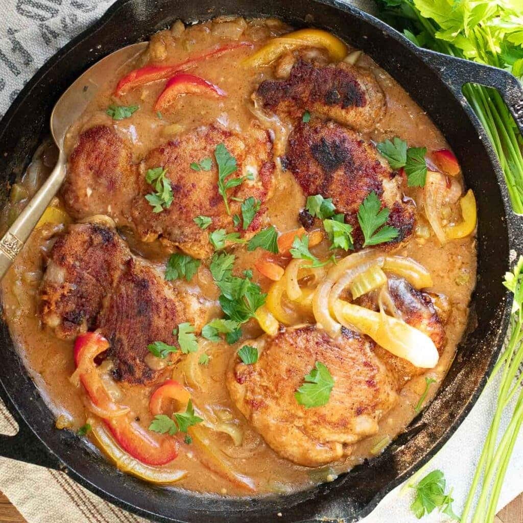Creamy Cajun Smothered Chicken