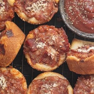 pizza muffins