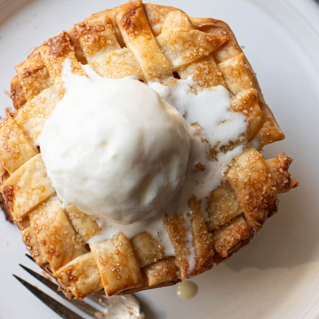 Easy Mini Apple Pies