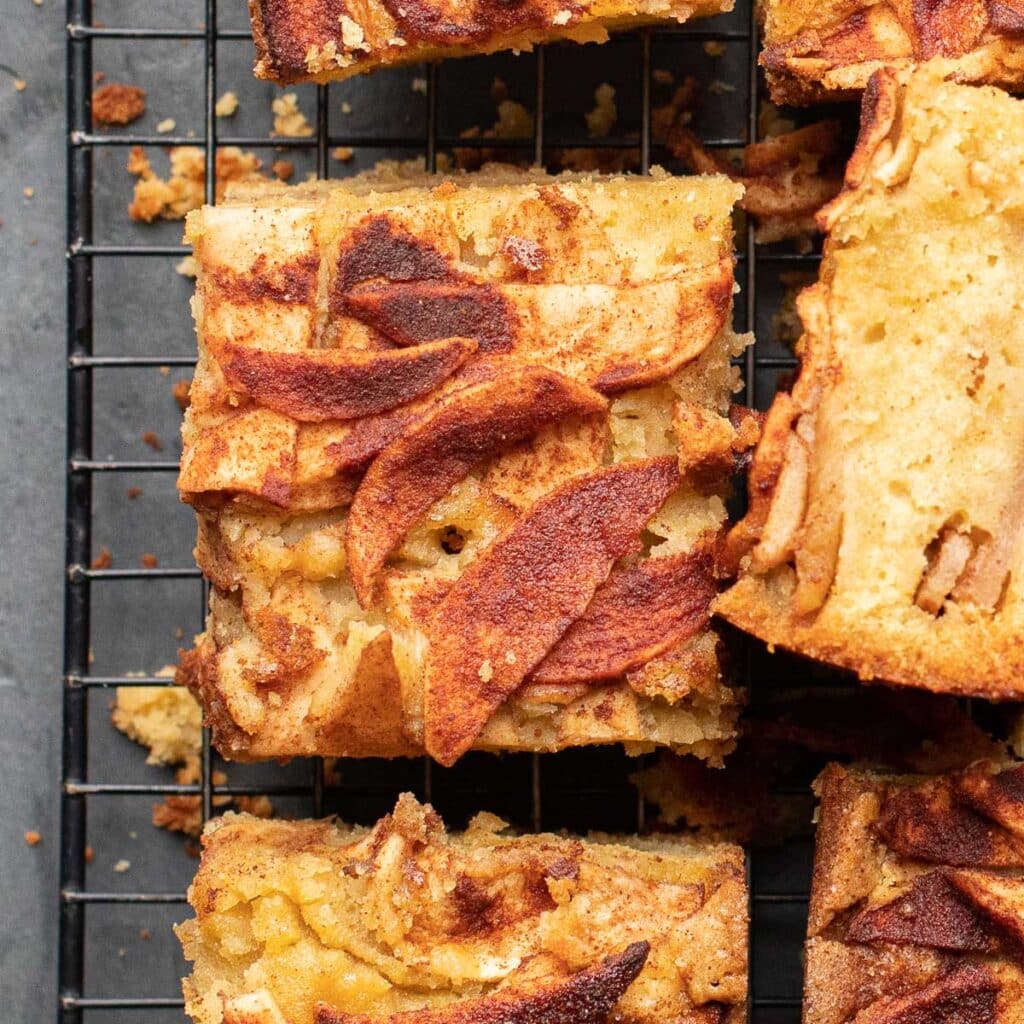 Passover Apple Cake