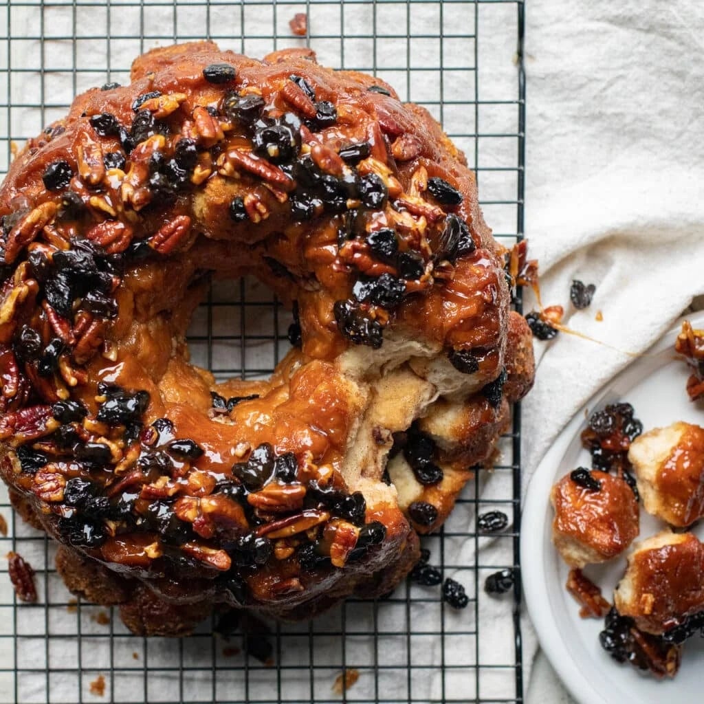 Sticky Bun Monkey Bread