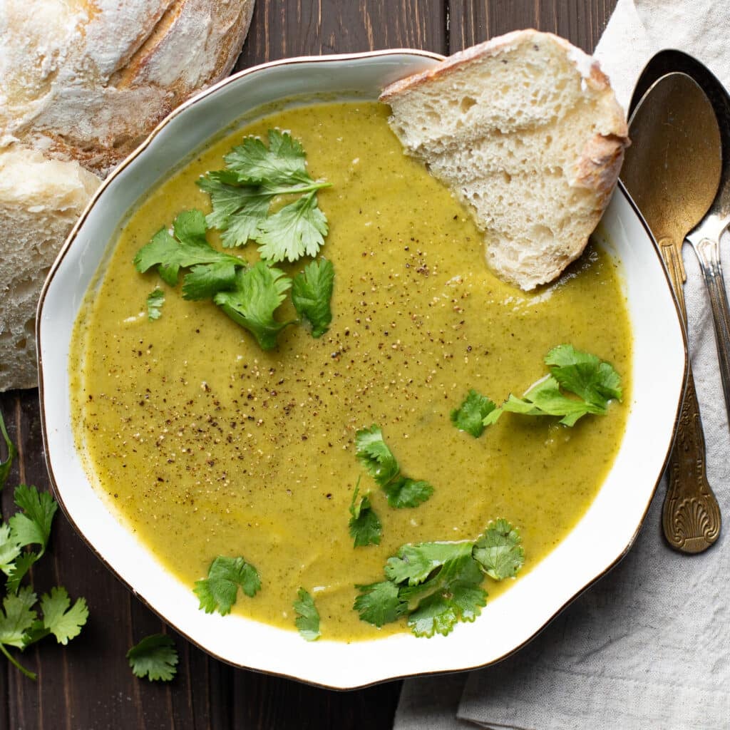 Creamy Vegan Celery Soup